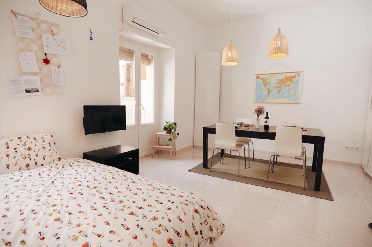 Amparito Apartment - Casc Antic Tarragona Bagian luar foto